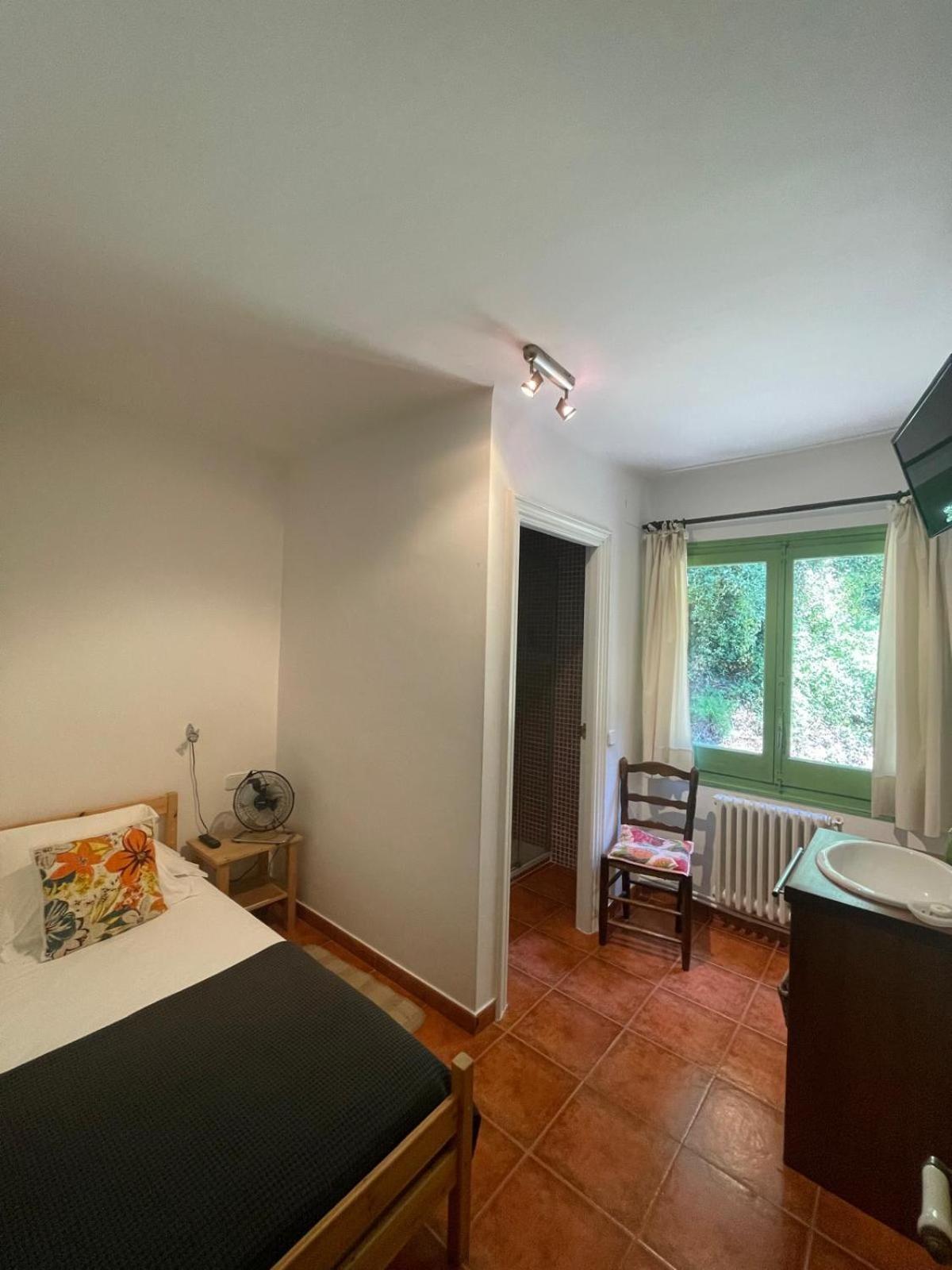 Hostal L'Ou De Reig Montseny Extérieur photo