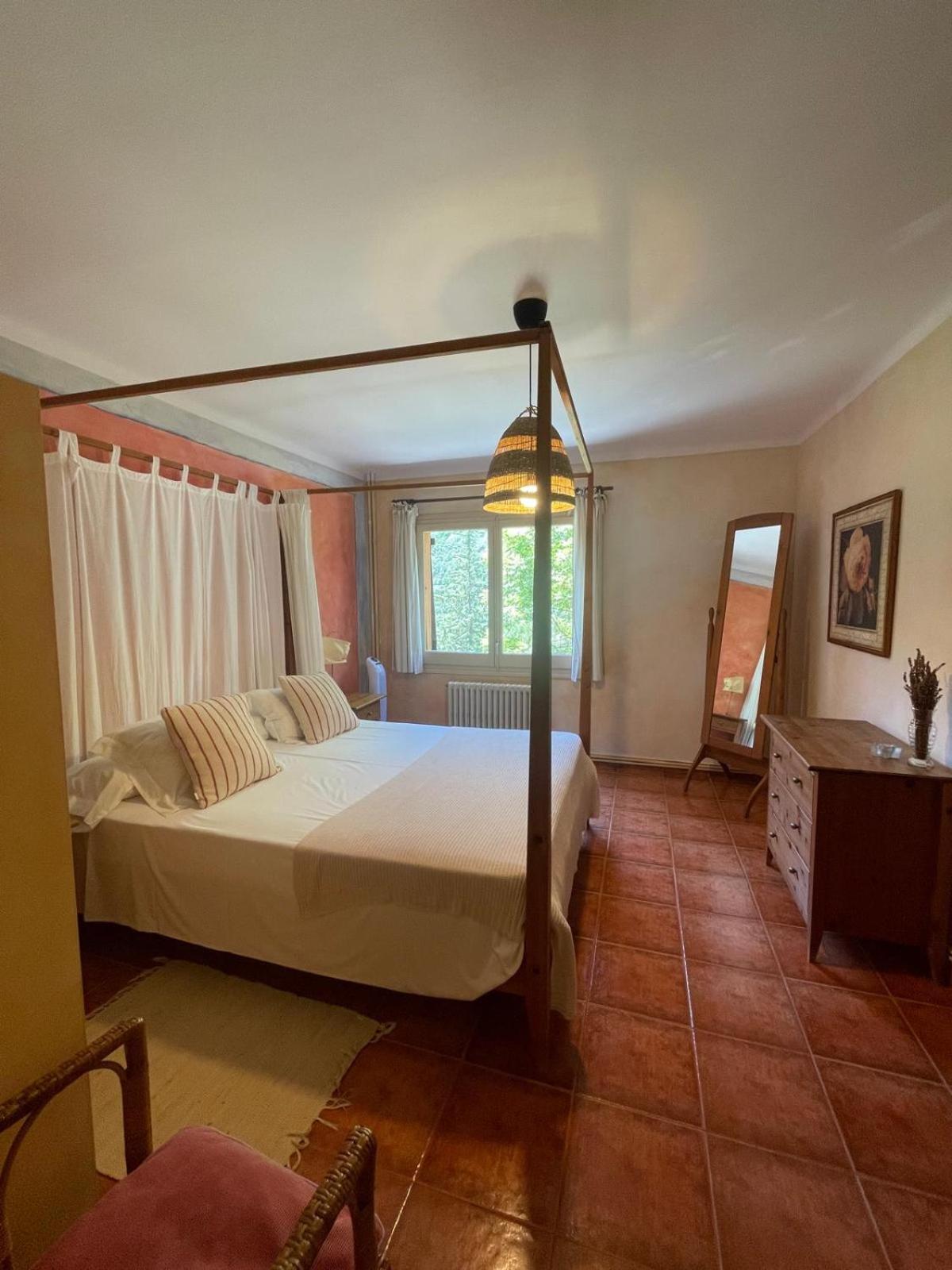 Hostal L'Ou De Reig Montseny Extérieur photo
