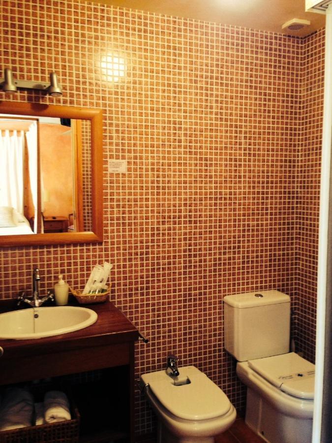 Hostal L'Ou De Reig Montseny Extérieur photo
